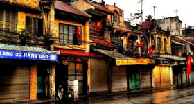 Seminar " Hanoi Old Quarter : Conservation and Development " .
